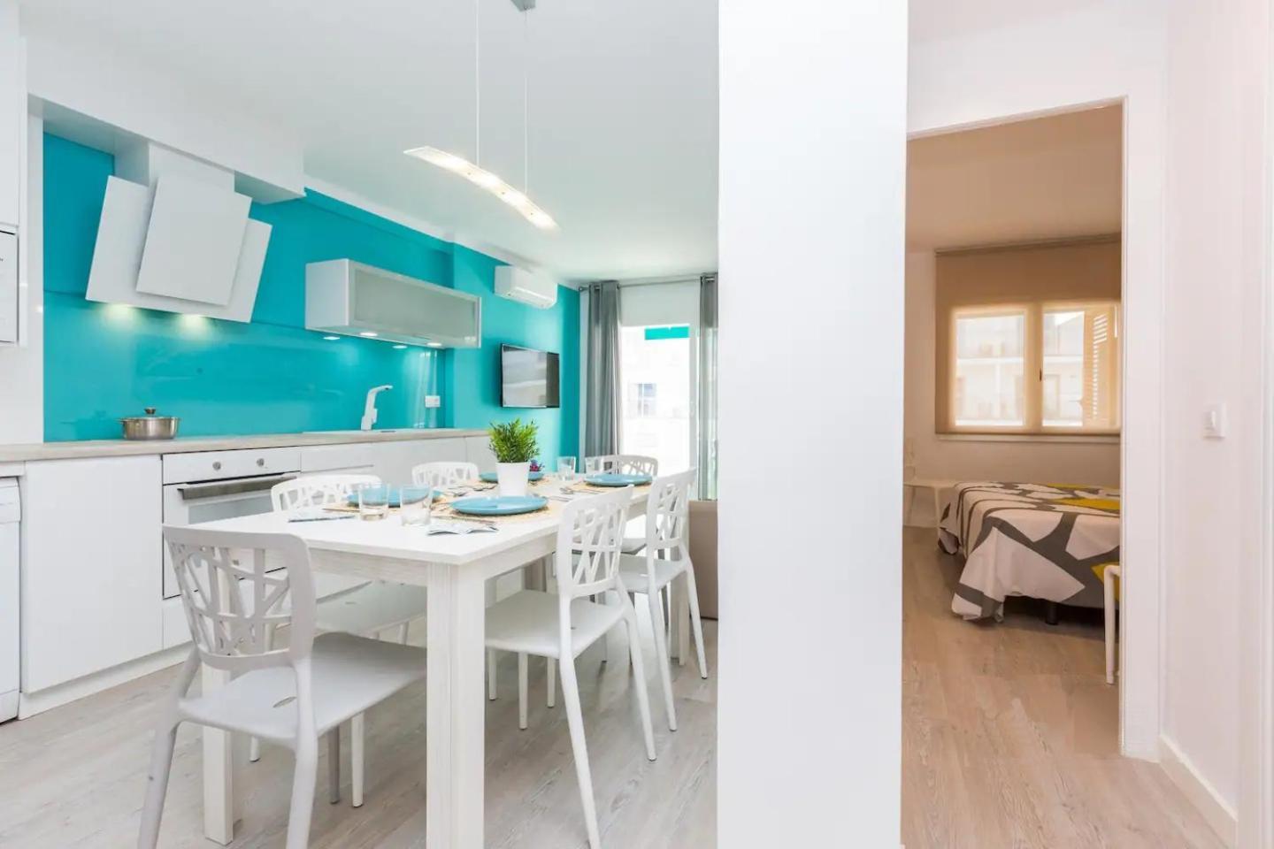 Uhc Carlos V Apartments Salou Esterno foto