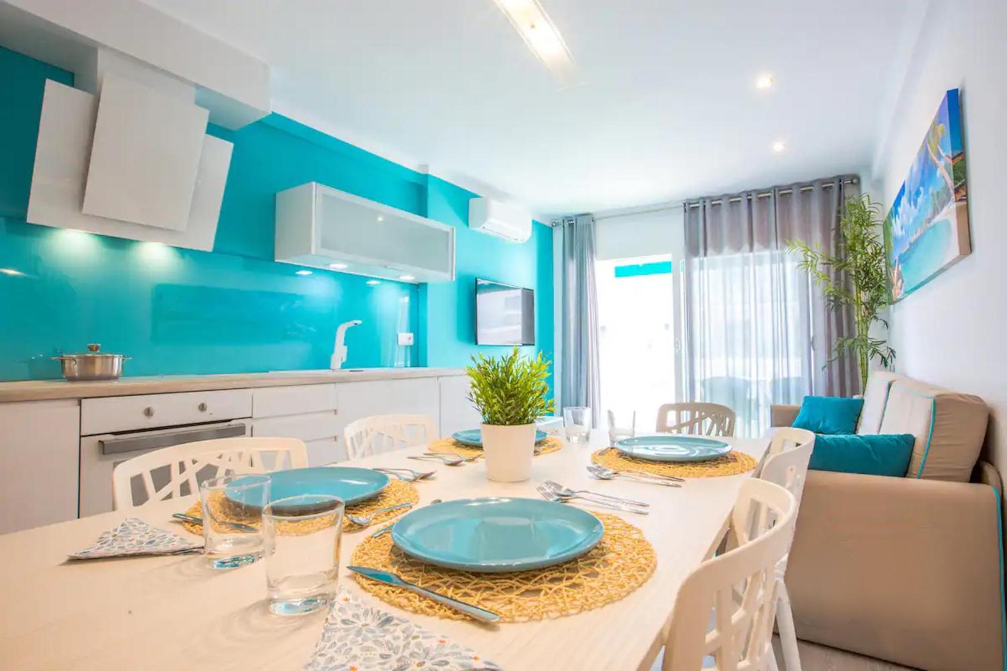Uhc Carlos V Apartments Salou Esterno foto