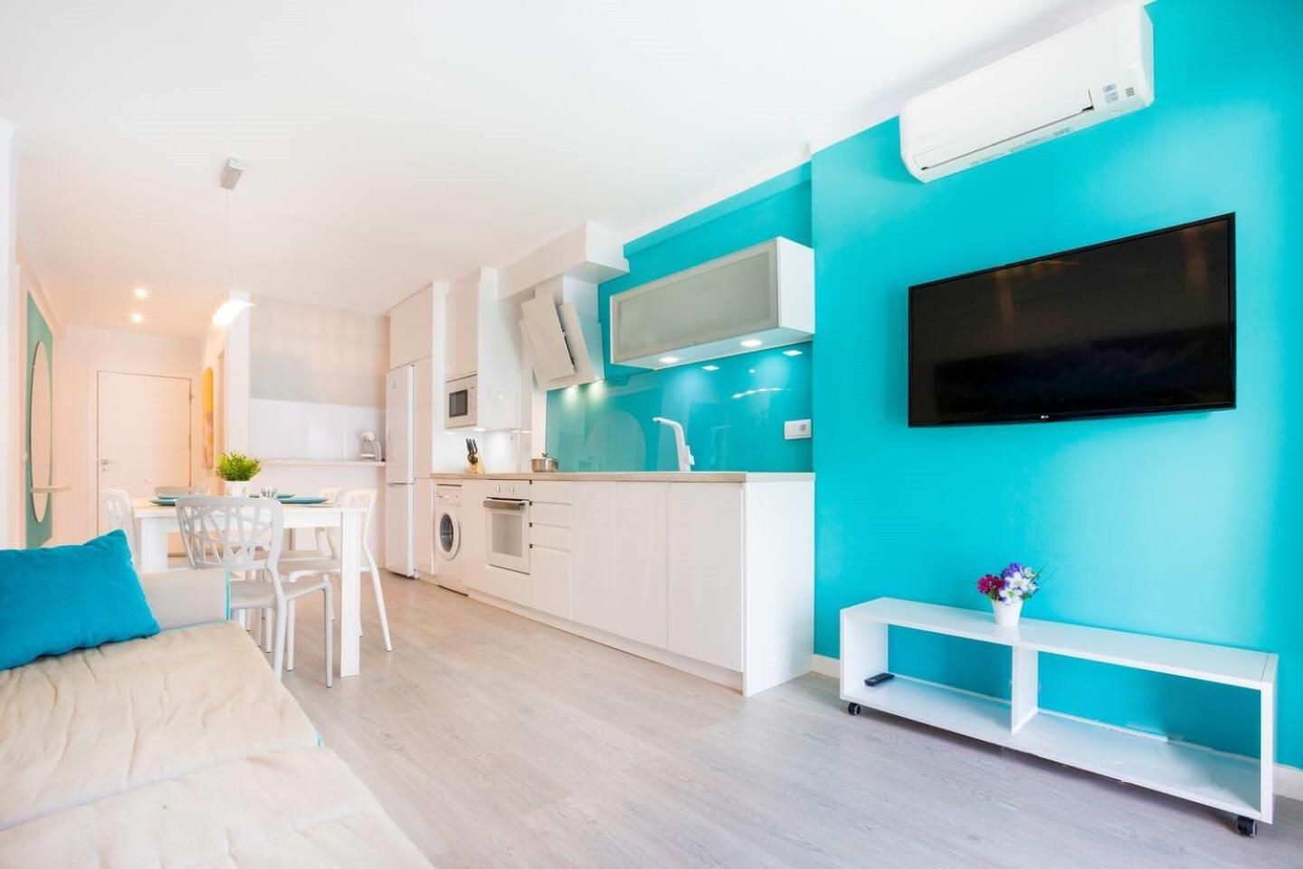 Uhc Carlos V Apartments Salou Esterno foto