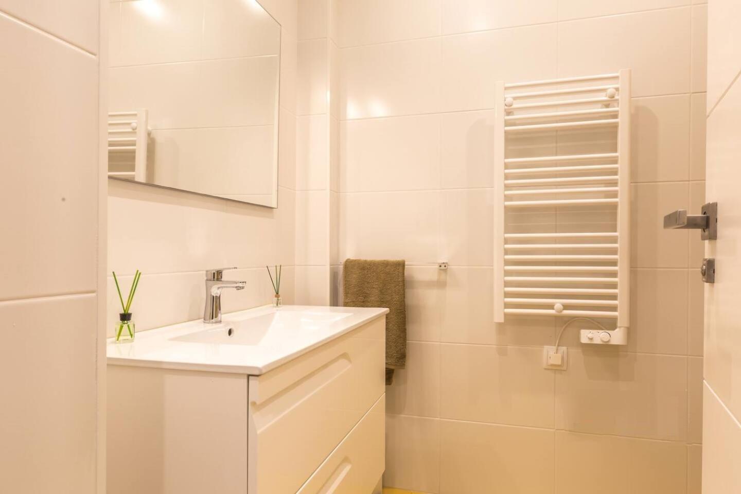 Uhc Carlos V Apartments Salou Esterno foto