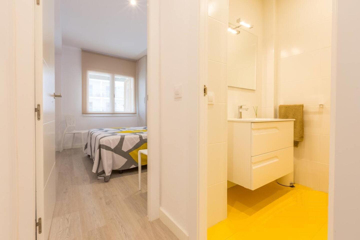 Uhc Carlos V Apartments Salou Esterno foto